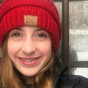 Meet your Posher, Maddie